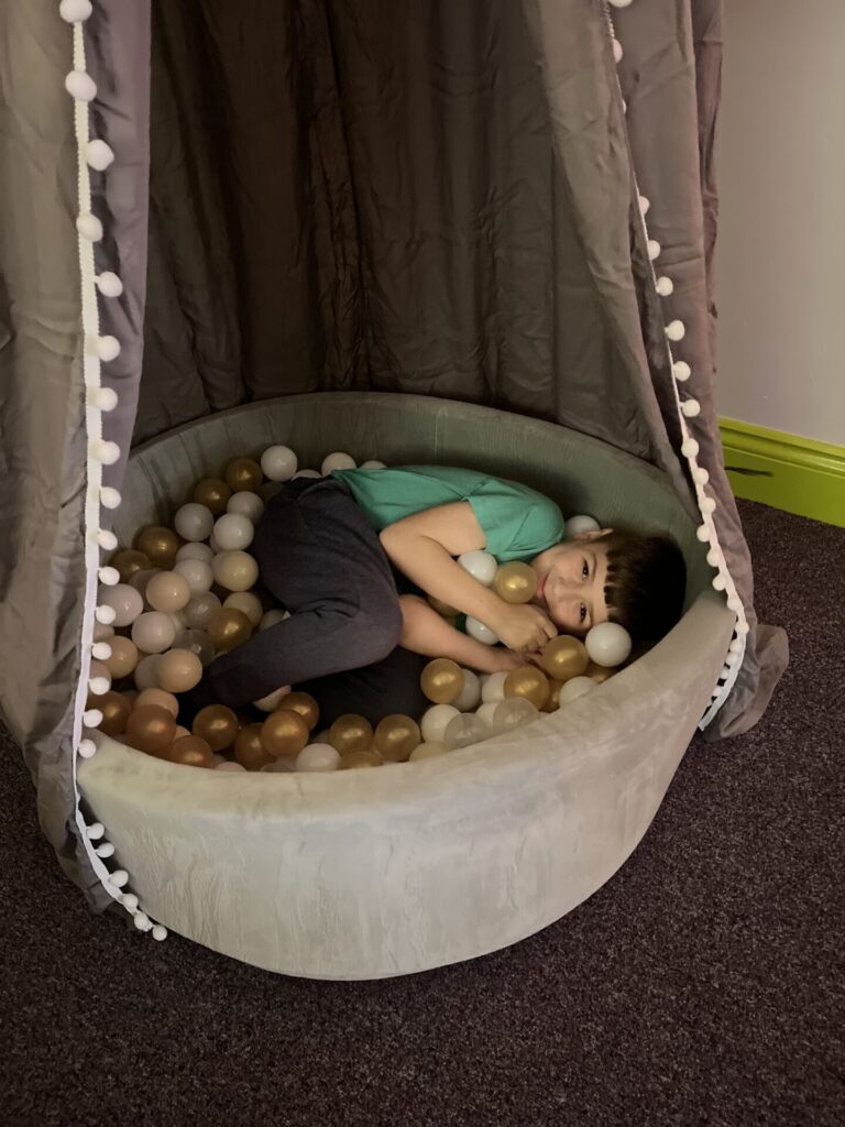 Tryfan Ball Pit Park CP School